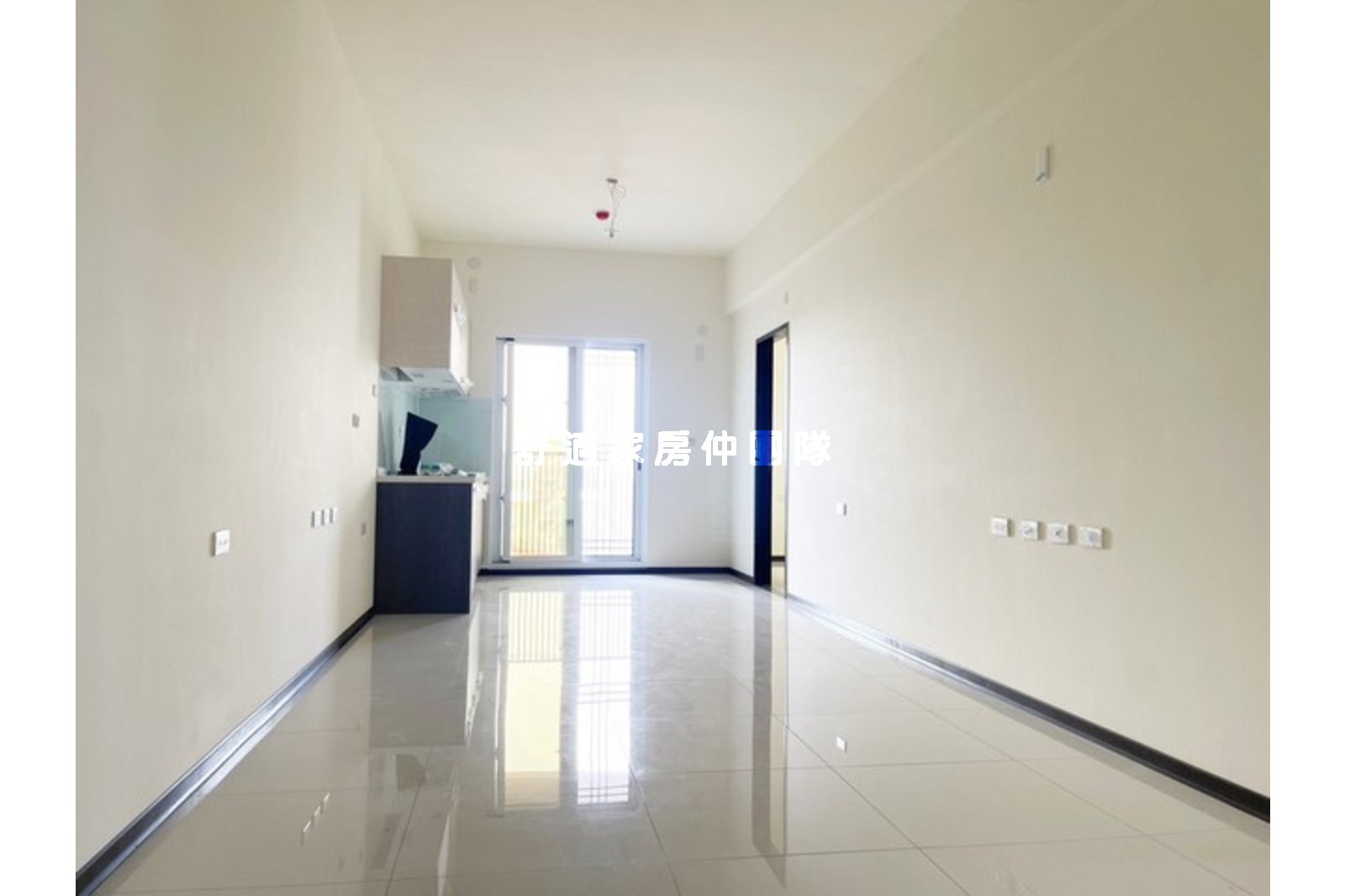 貼近南科之2房車位華廈