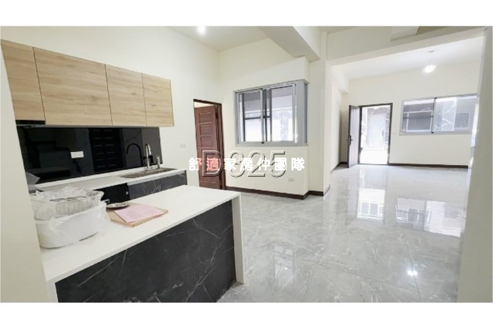 B2鹽水仁愛路全新未住電梯車墅