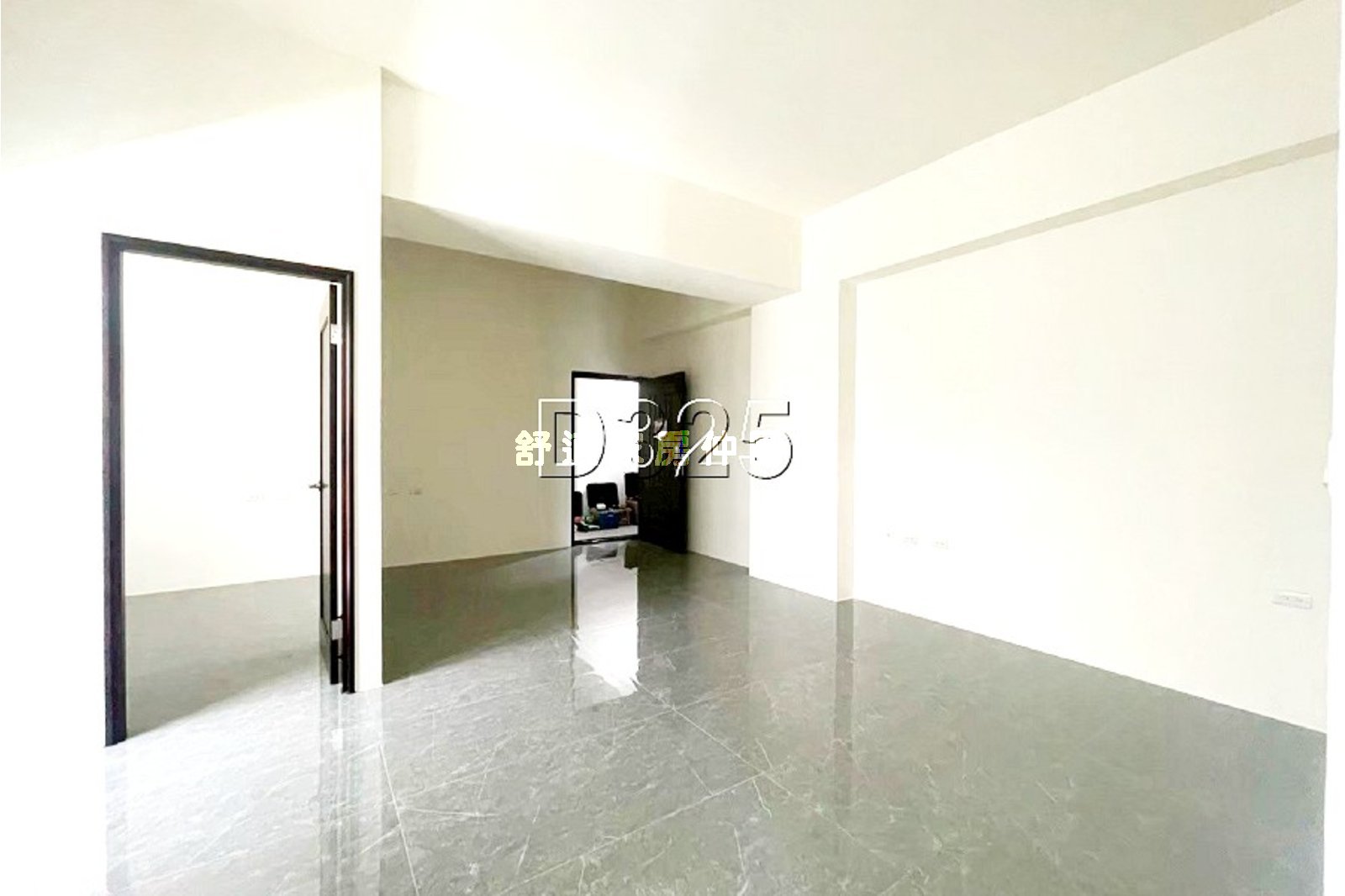 善化森億居5F全新3房平車