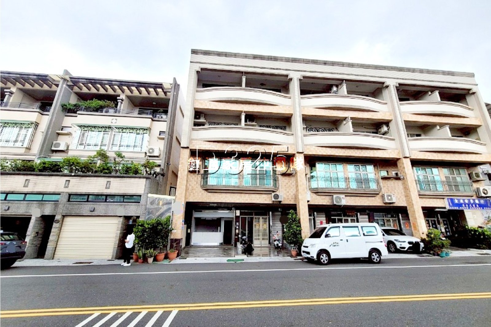 超大坪數賺錢金店住