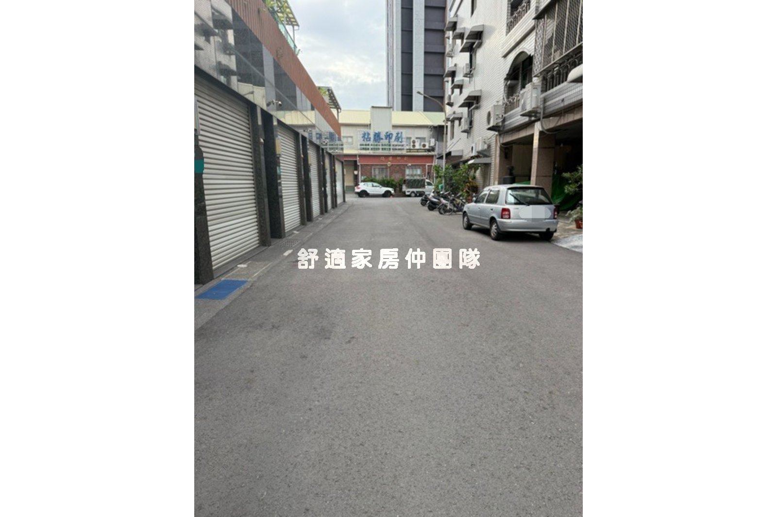 億載國小樓店