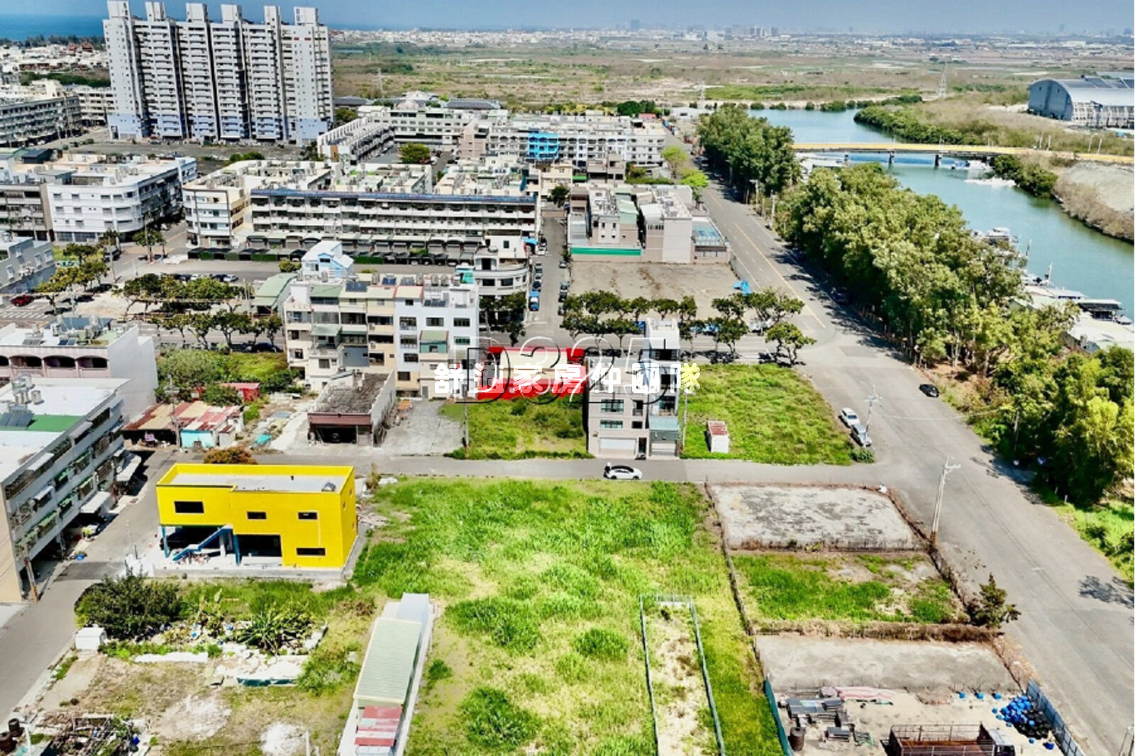 茄萣重劃區12米大面寬方正建地