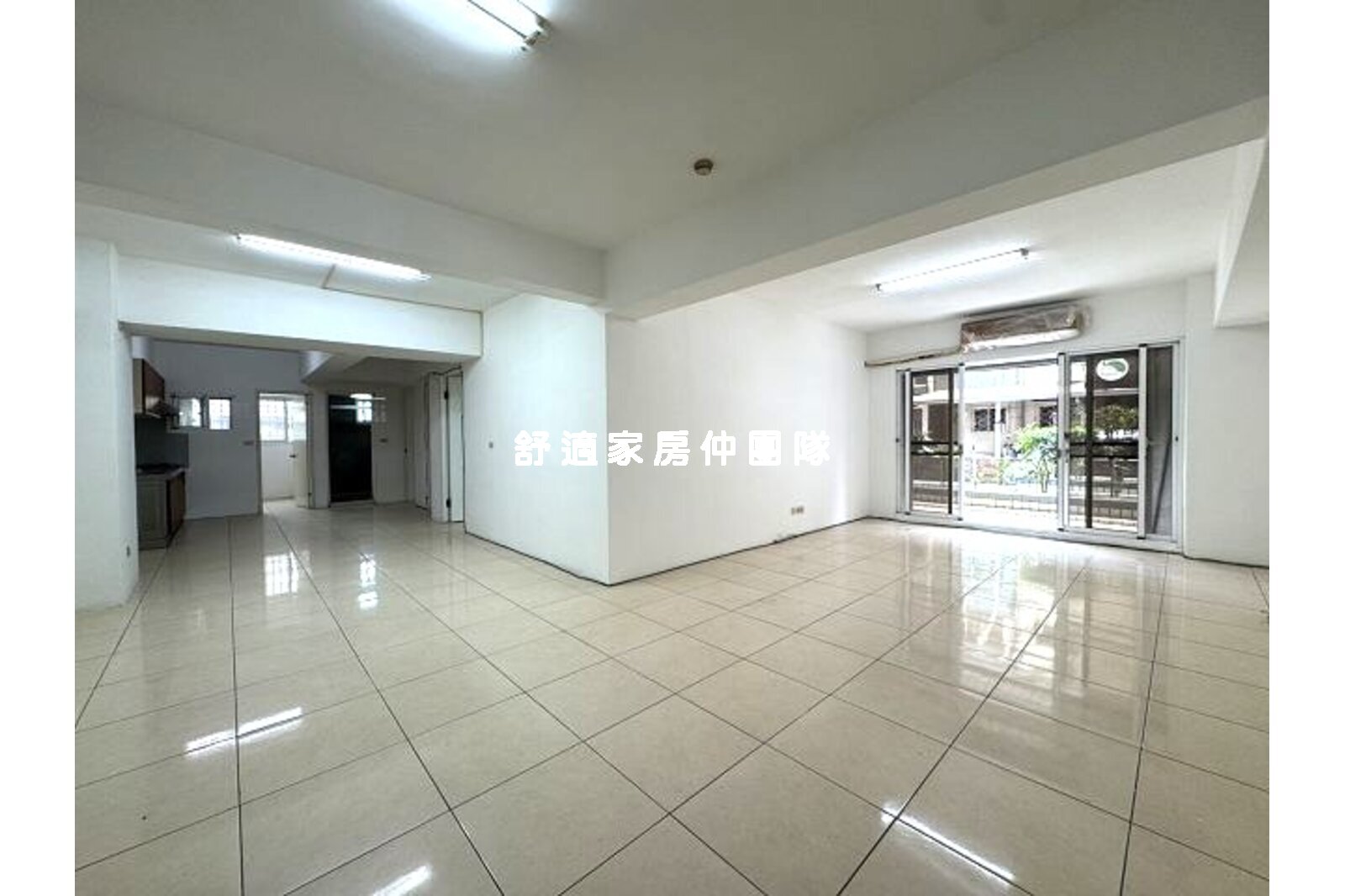 陽光國宅稀有一樓大空間住辦合一