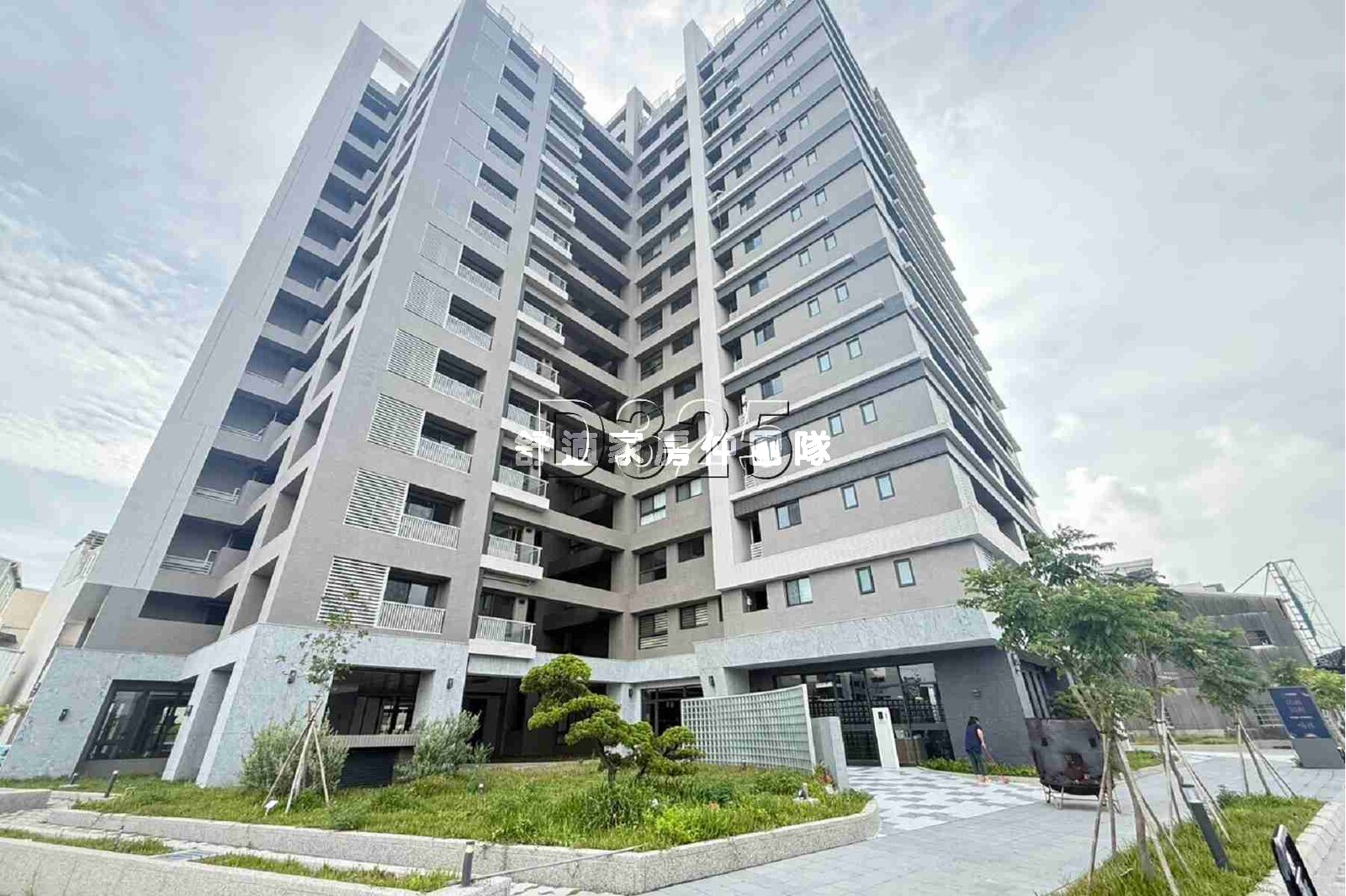 西門路晴川全新未住美宅2房平車